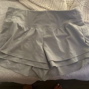 Running shorts super cute!light grey